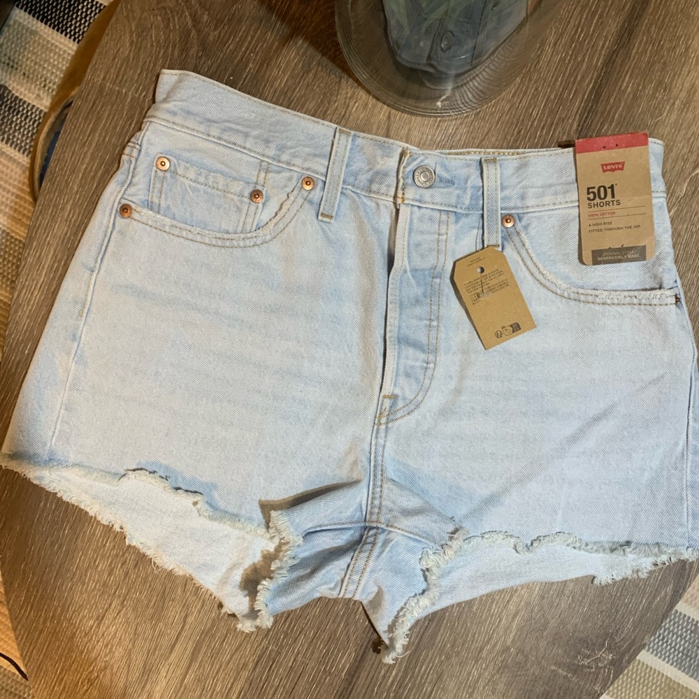 Levi's  High-Rise 501 Original Button-Fly Shorts in Micro Vibes Size 29 NWT - Picture 4 of 9